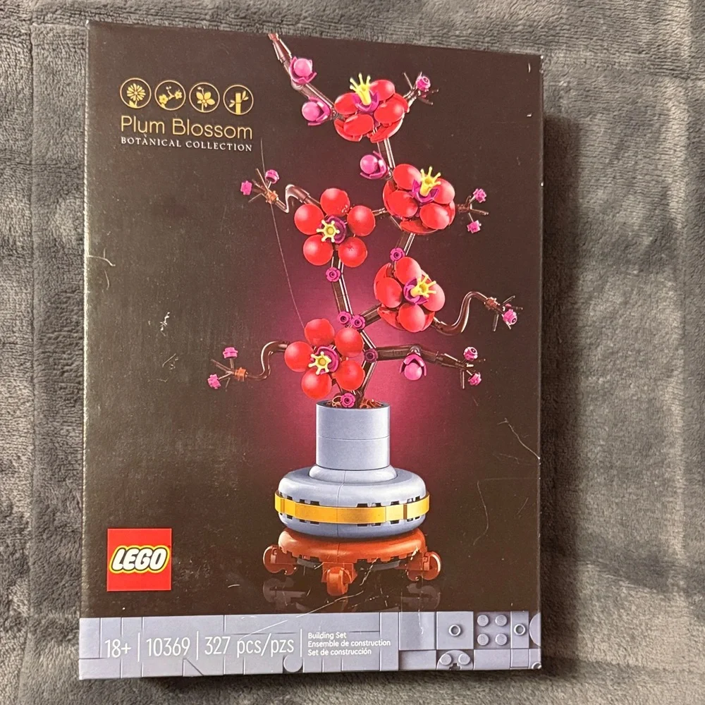 LEGO Plum Blossom Botanical Set - Vibrant Red and Pink